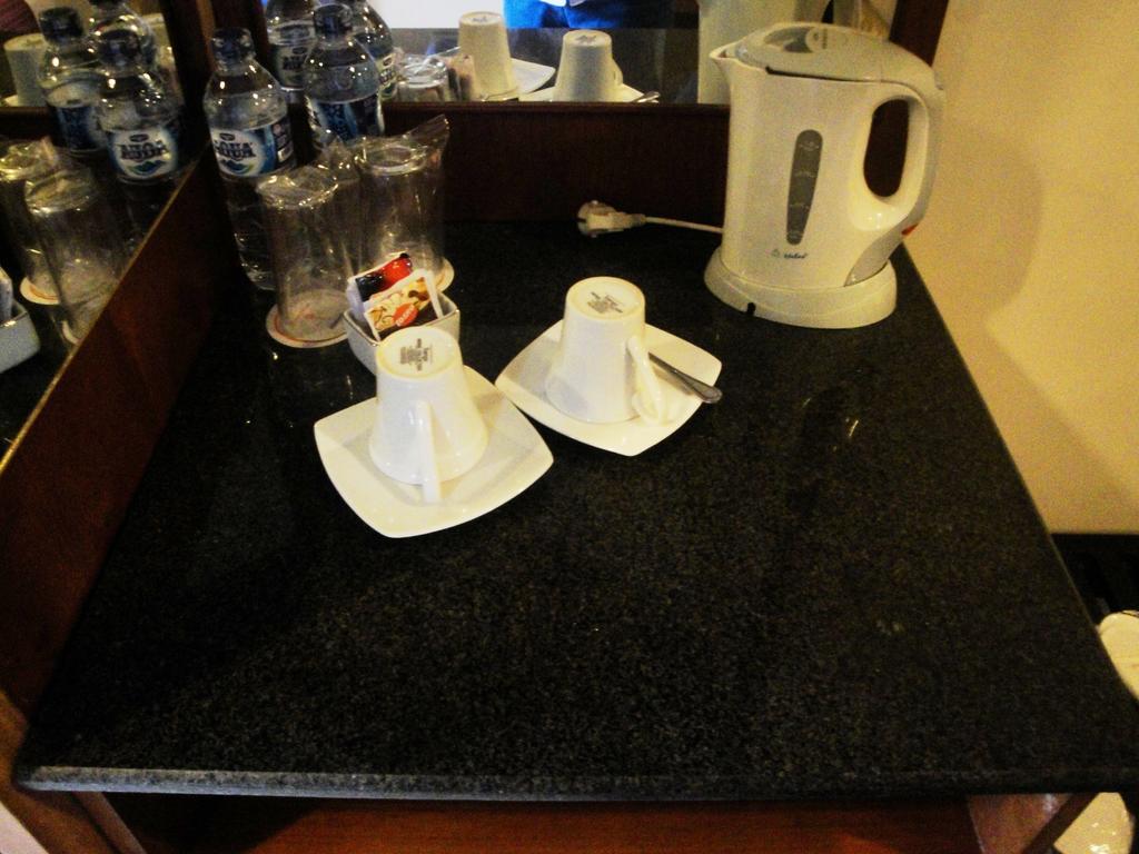 Imperial Hotel Kendari Ruang foto