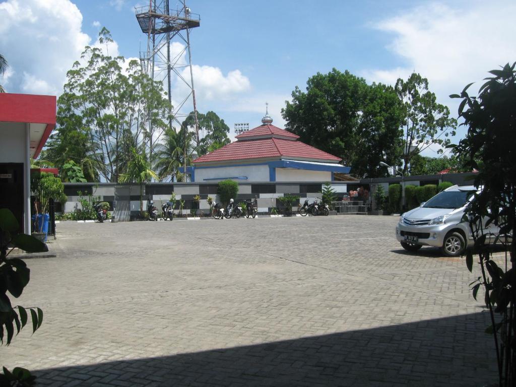 Imperial Hotel Kendari Bagian luar foto